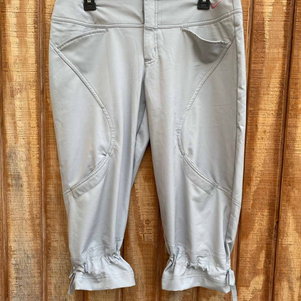 NWT Nike cropped sport pant